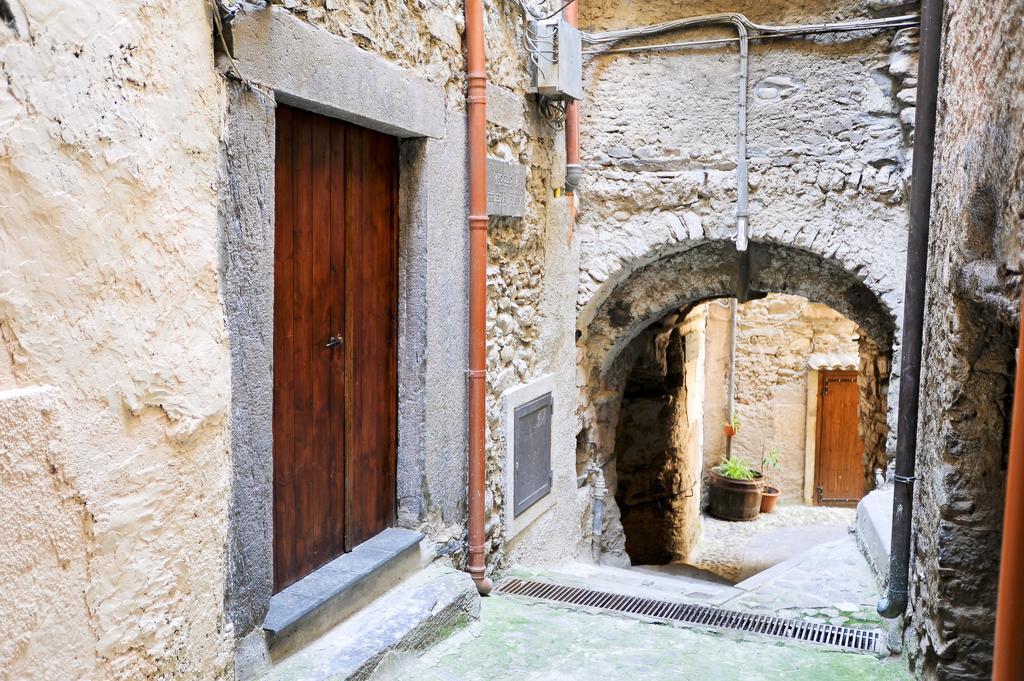Appartamento Carrerapiana Pigna Exterior photo